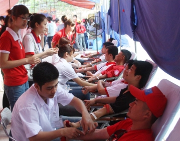 Митинг, посвященный Международному дню Красного креста и Красного полумесяца